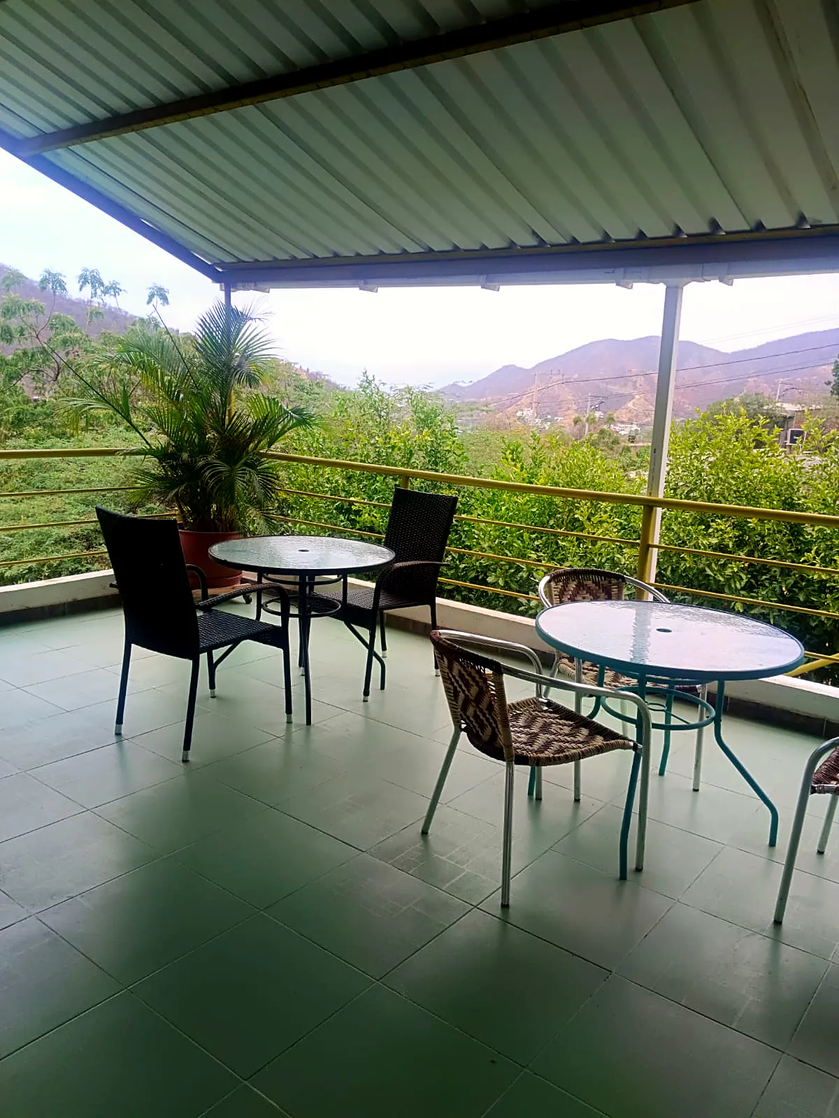 Terraza con vista al mar